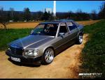 Mercedes 190e.JPG